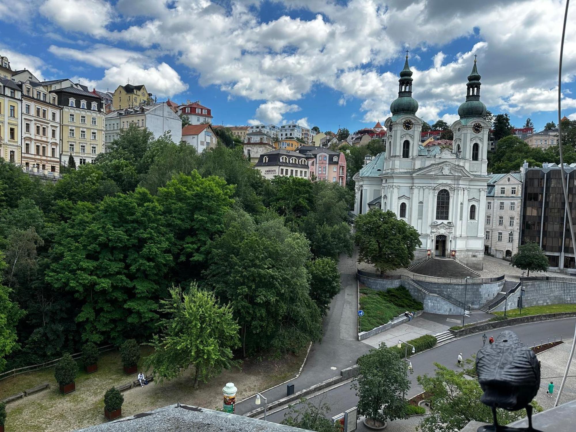 Three Rings Apartments Karlovy Vary Bagian luar foto